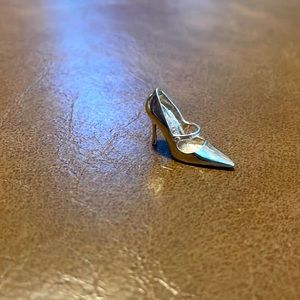 Authentic Manolo Blahnik for Tous just Pendant